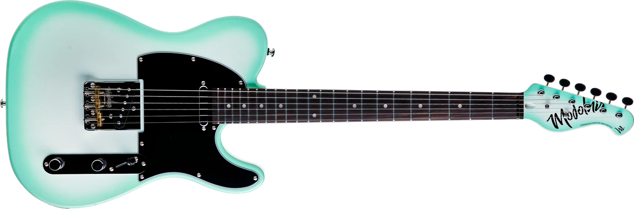 M40T(SG)を横に置いた正面。ヘッドは右